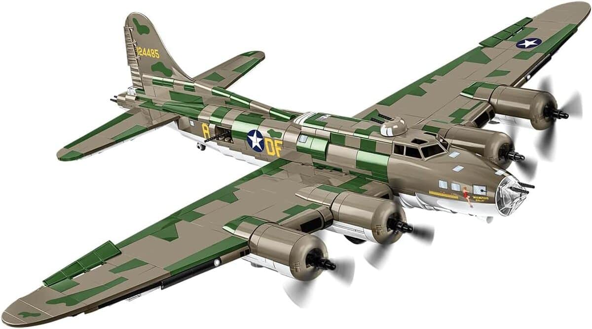 Test de la maquette COBI du Boeing B-17F Flying Fortress "Memphis Belle