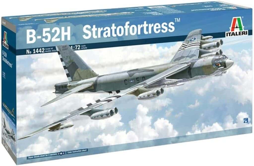 Test du kit de construction Italeri B-52H 1 : 72