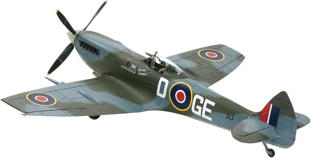 Test du modèle Spitfire MK.XVI-E Tamiya 1 : 32 multicolore