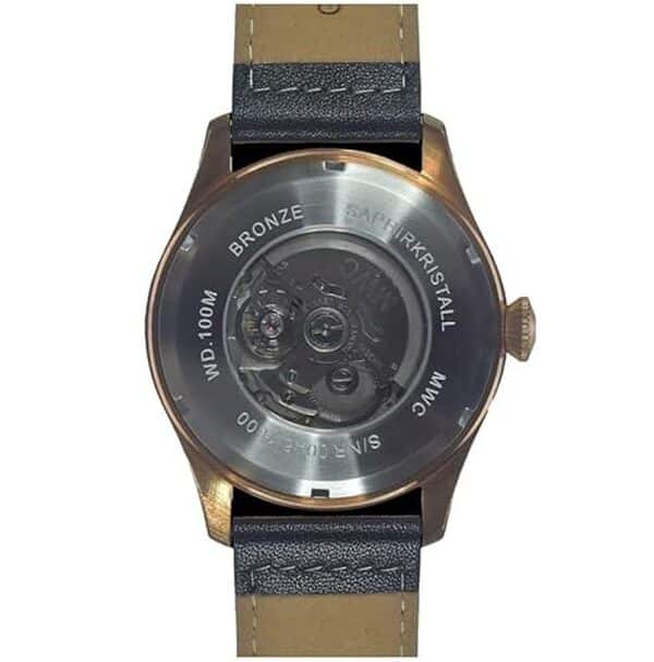 Découvrez le test complet de la montre MWC Classique 46mm : une fusion parfaite entre élégance et précision pour les passionnés d'aviation