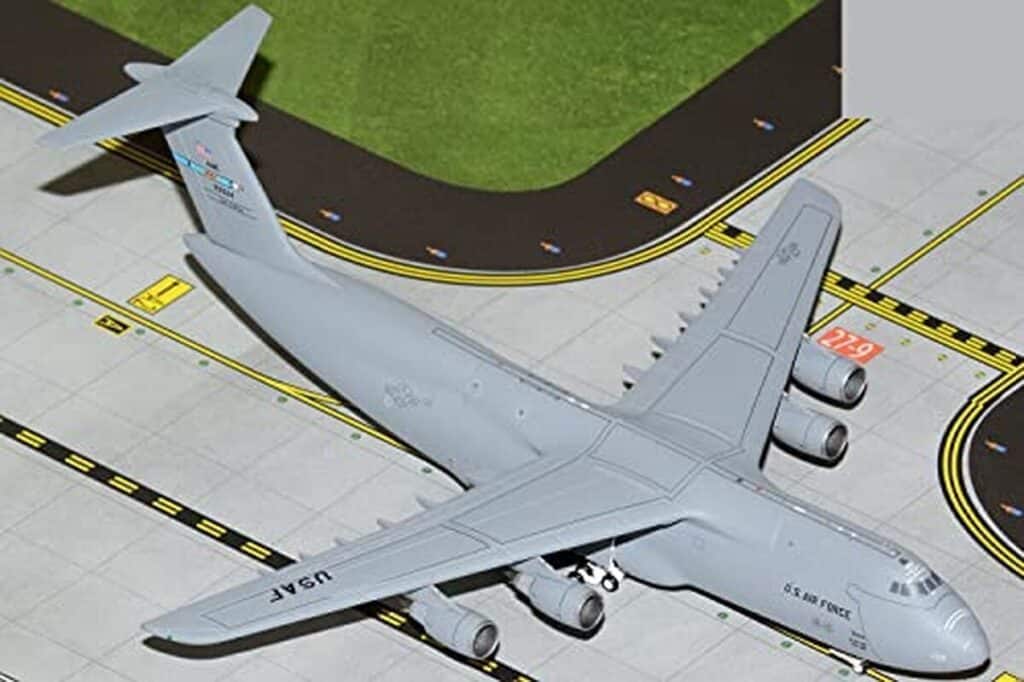 Test maquette Lockheed C-5M Super Galaxy 1/400 GMUSA122