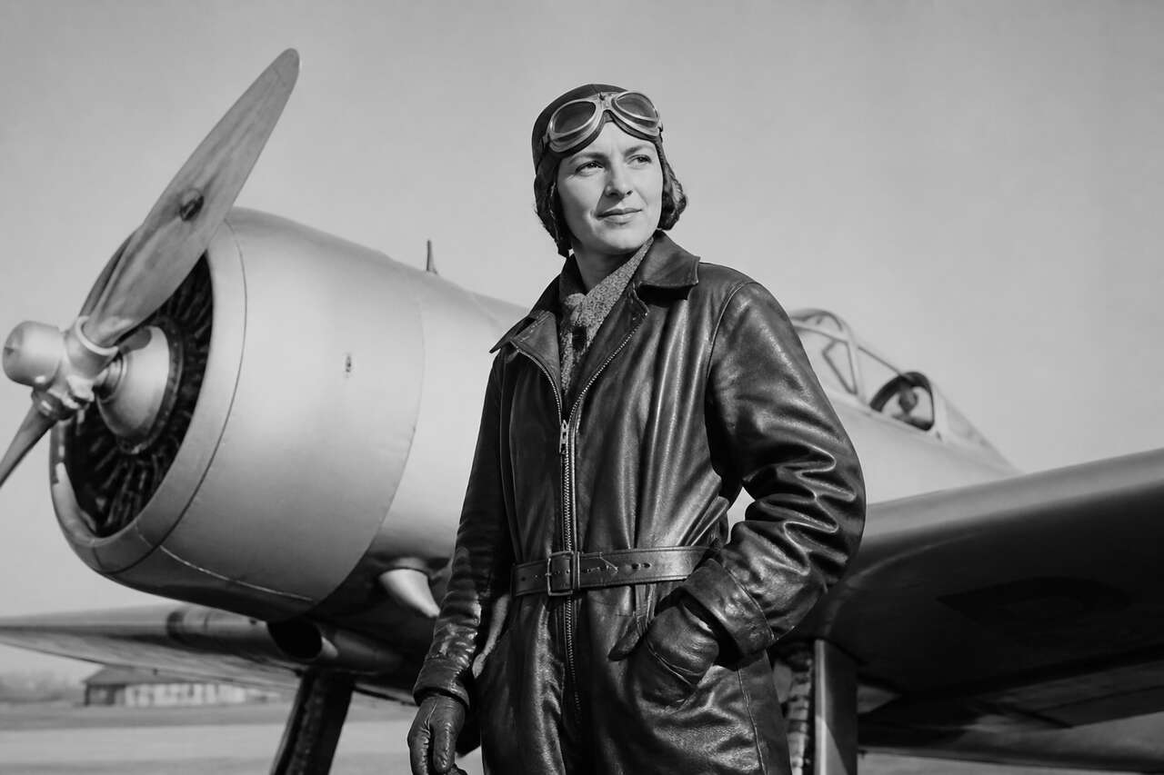 Hélène Boucher : la vie passionnante d'une aviatrice qui a transformé ses rêves en records