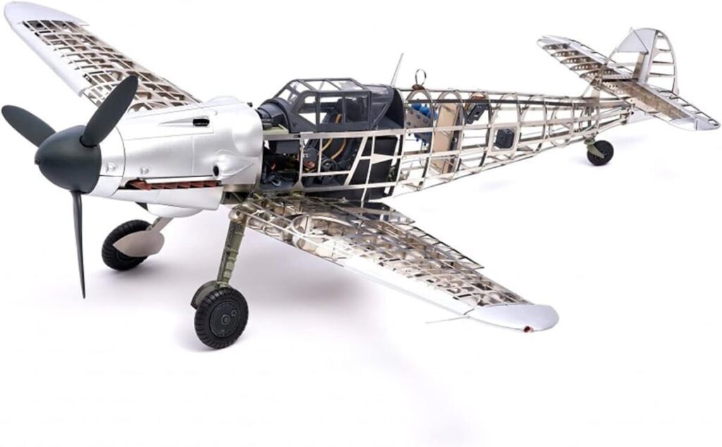 Test : maquette d'avion Messerschmitt BF109G Artesanía Latina 1 : 16