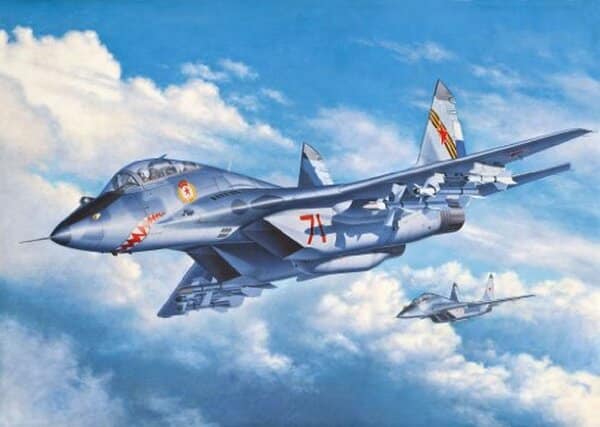 Découvrez notre test complet de la maquette Revell MiG-29 UB/GT : montage, finitions et qualité du kit de modélisme en photos.