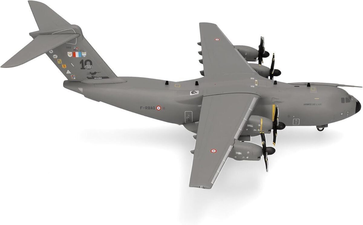 Avis : avion miniature Herpa armée de l'air échelle 1 : 200