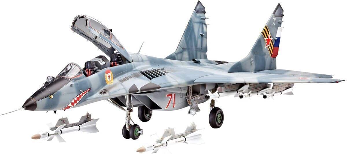 Test de la maquette Revell MiG-29 UB/GT