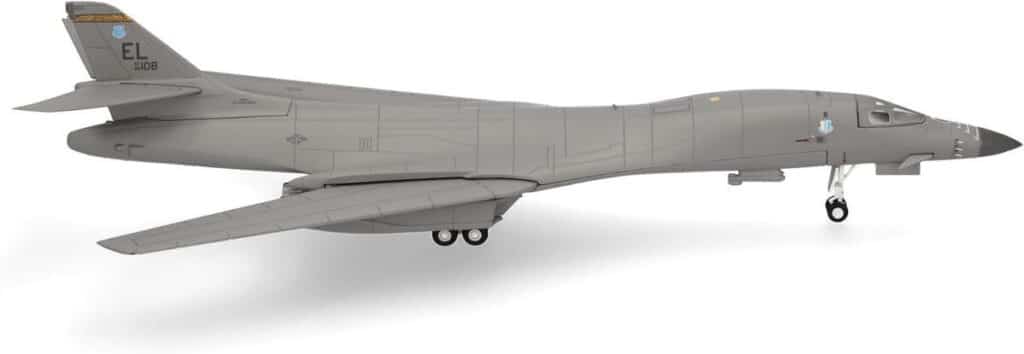 Test : modèle réduit Herpa Rockwell B-1B Lancer 1 : 200