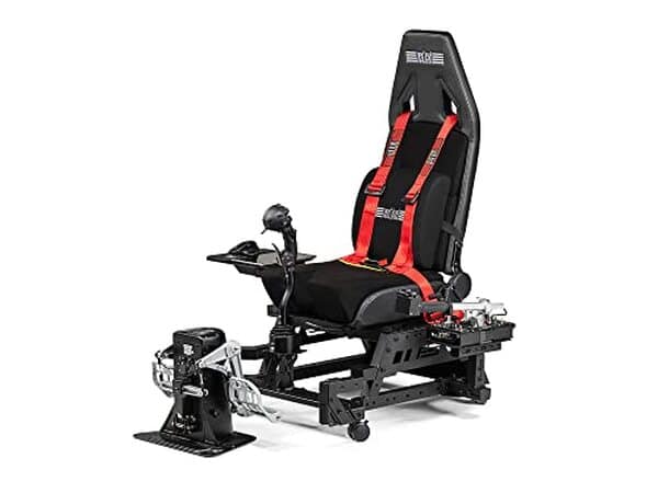 Découvrez notre test complet du siège Flight Seat Pro de Next Level Racing : confort, qualité de construction et performance pour le sim racing. 