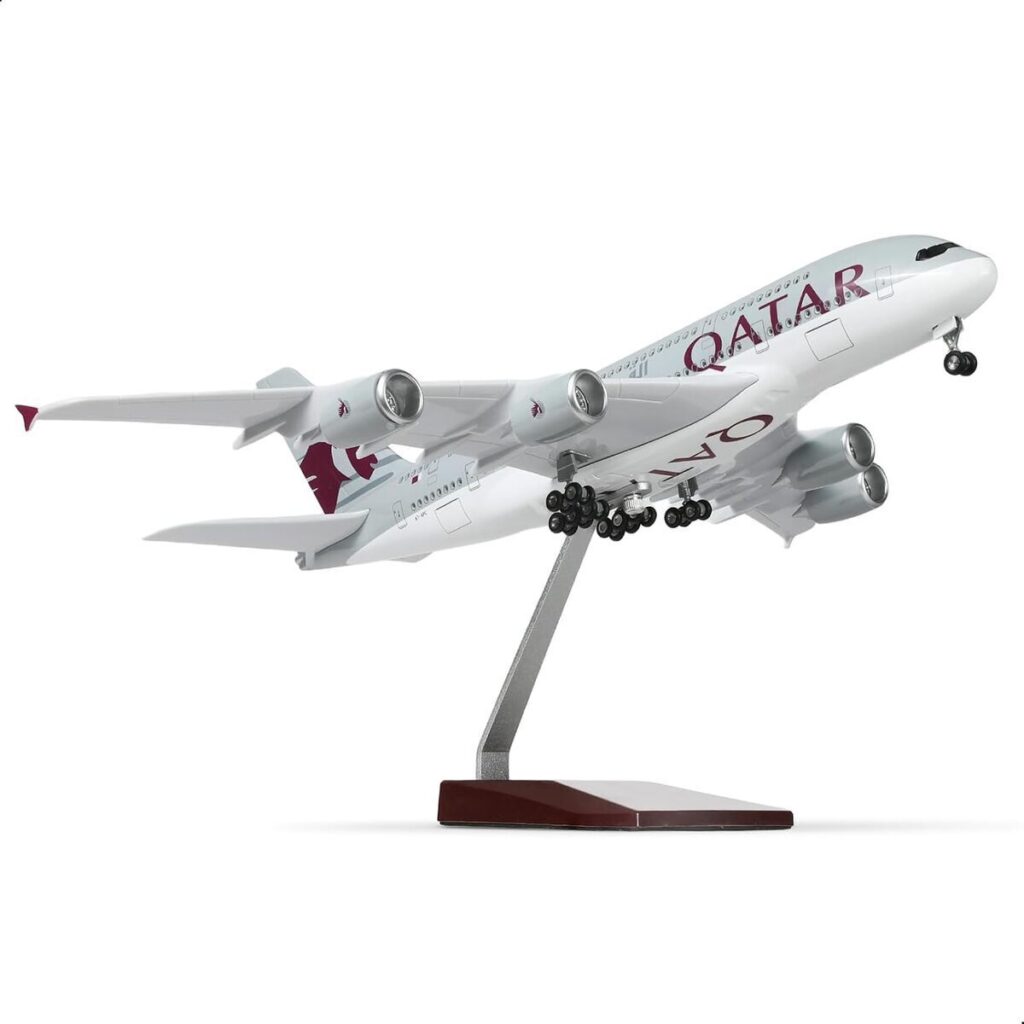 Test de la maquette A380 Qatar 1/200 par QIYUMOKE